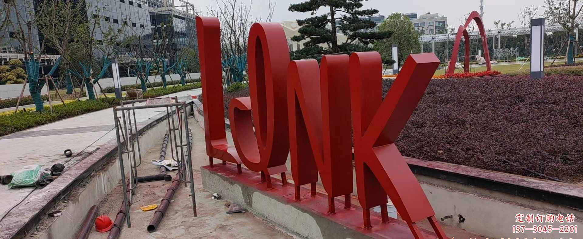 廊坊不锈钢字母景观雕塑把美丽带入城市