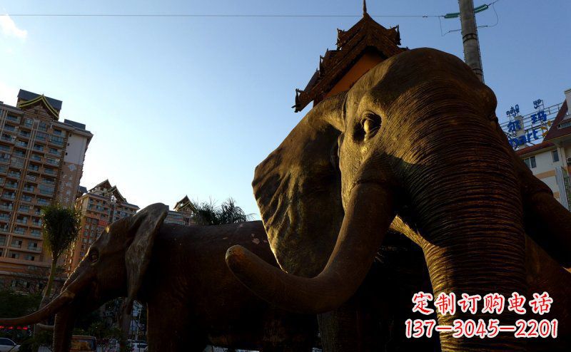 廊坊步行街上的大象雕塑——给街道带来活力