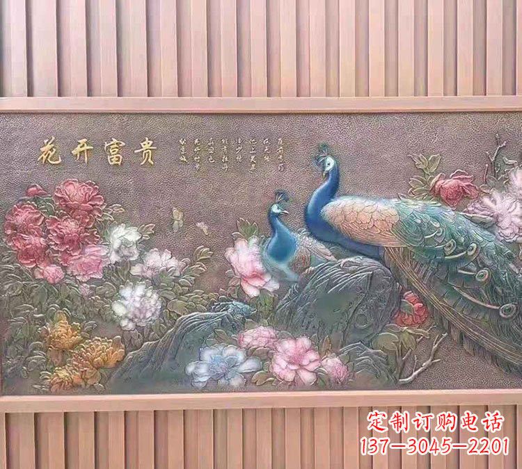 廊坊锻铜孔雀雕塑——精致而神奇的艺术品