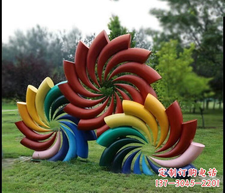 廊坊彩色不锈钢风车雕塑