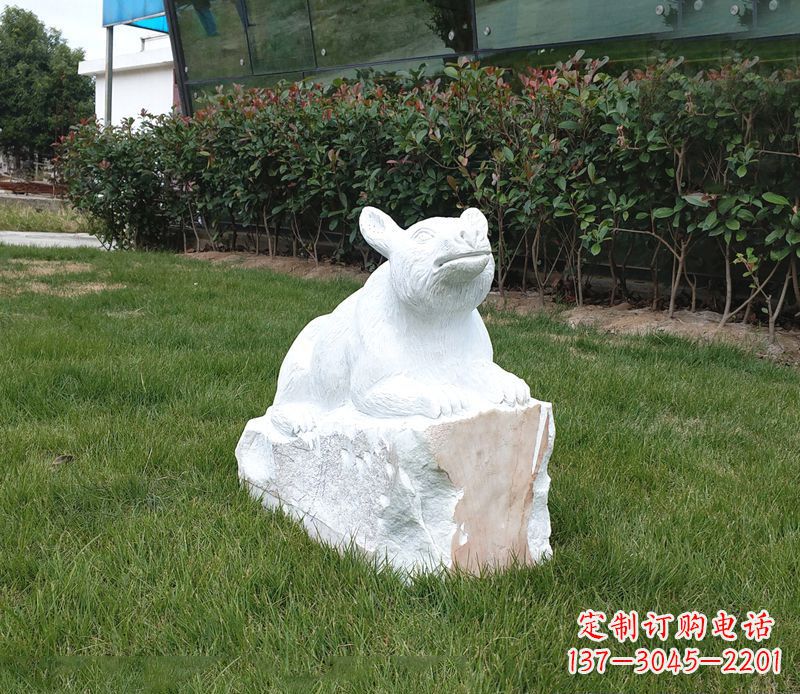 廊坊草丛狗熊石雕