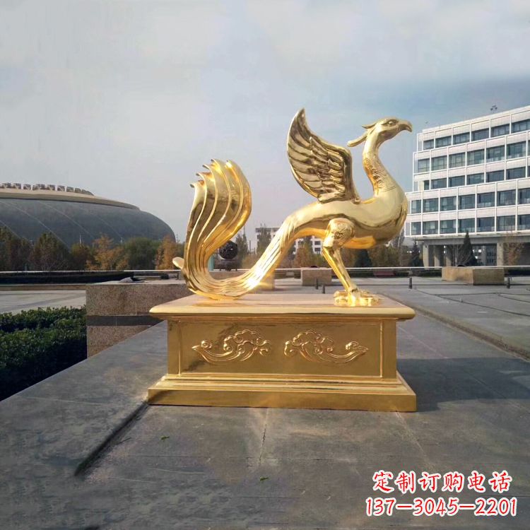 廊坊城市广场的朱雀雕塑