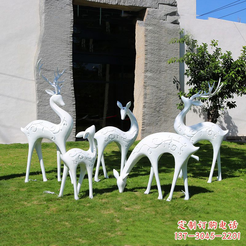 廊坊玻璃钢动物雕塑——给小区园林添彩