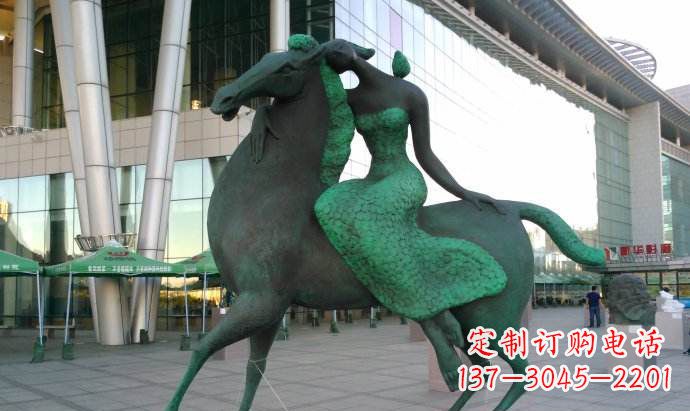 廊坊抽象骑马的女孩铜雕