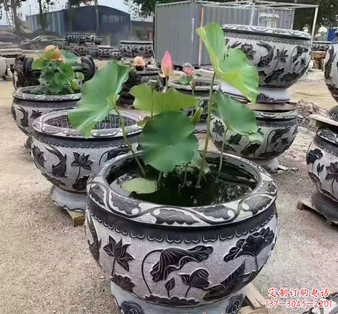 廊坊精美大理石鱼缸雕塑