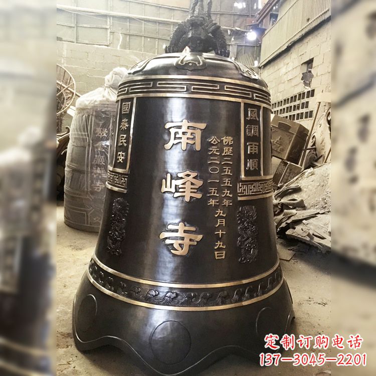 廊坊大型铜钟雕塑,用精湛工艺刻画出非凡品质
