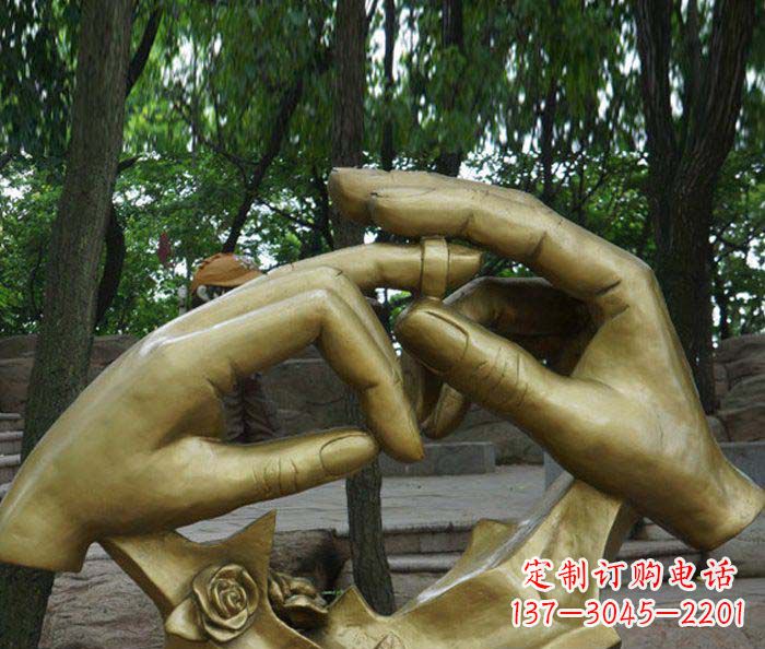 廊坊精美戒指铜雕塑