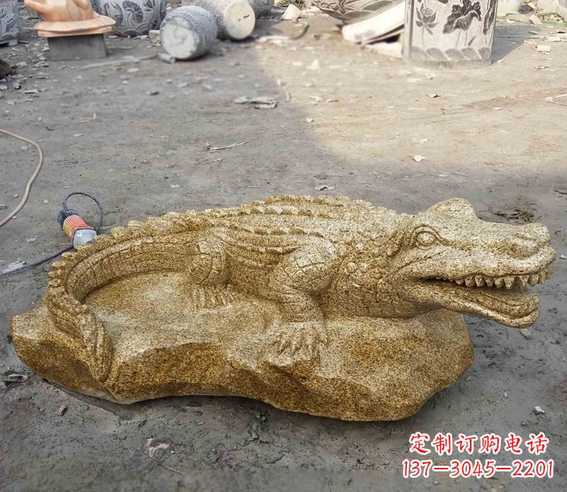 廊坊鳄鱼动物石雕
