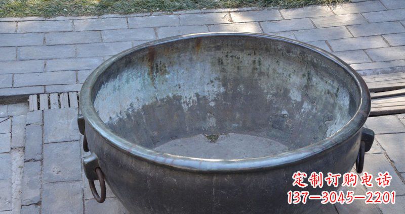 廊坊仿古纹饰铜水缸雕塑