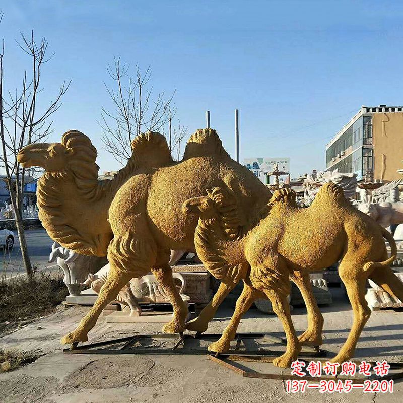 廊坊精美玻璃钢骆驼雕塑