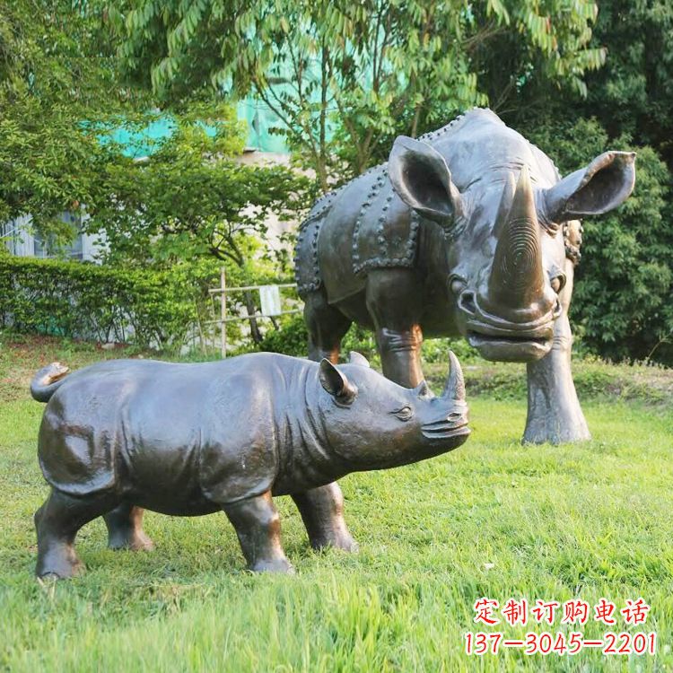 廊坊仿真犀牛铜雕-公园园林草坪动物雕塑