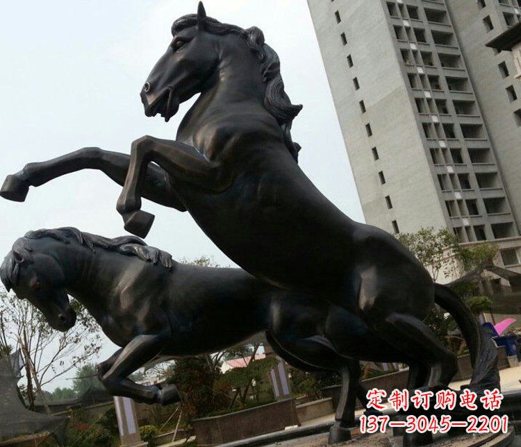 廊坊公园奔马动物铜雕塑
