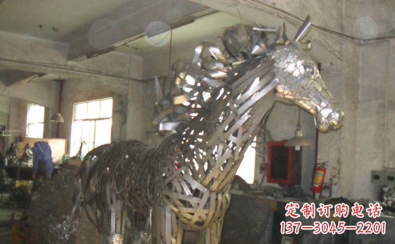 廊坊不锈钢抽象马动物雕塑
