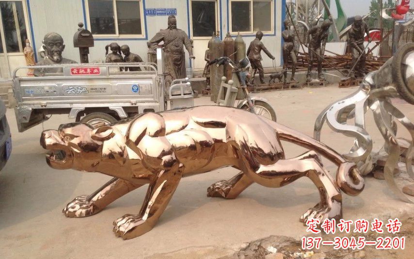 廊坊中领雕塑出品不锈钢动物雕塑