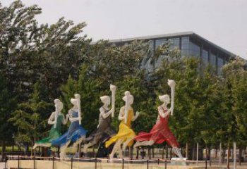 廊坊不锈钢雕塑——拿火炬跑步