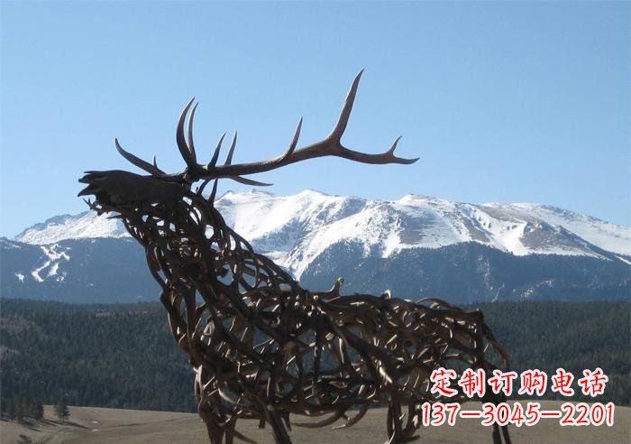廊坊公园抽象鹿动物铜雕