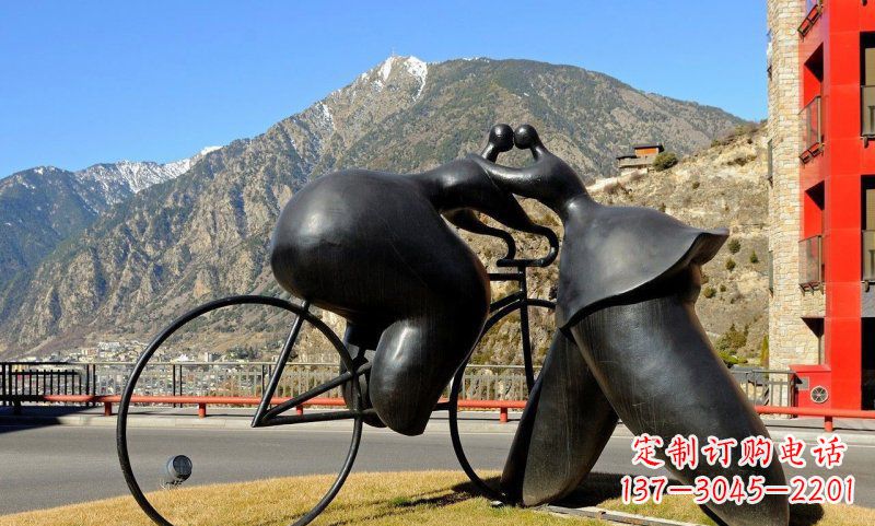 廊坊公园抽象骑自行车人物