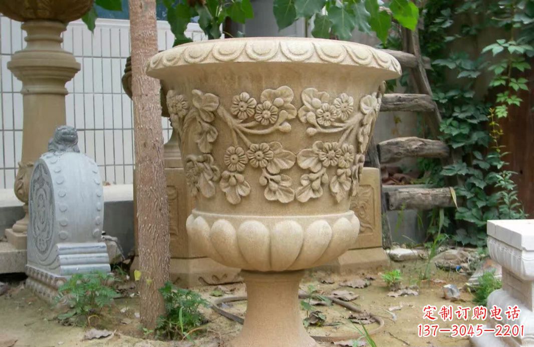 廊坊精美大理石花盆雕塑