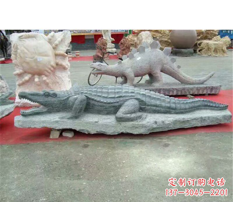 廊坊公园动物鳄鱼石雕
