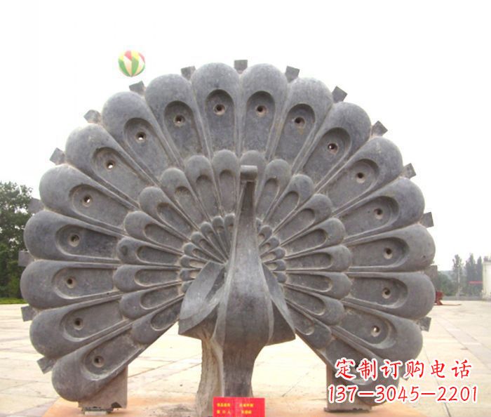廊坊公园动物孔雀开屏石雕