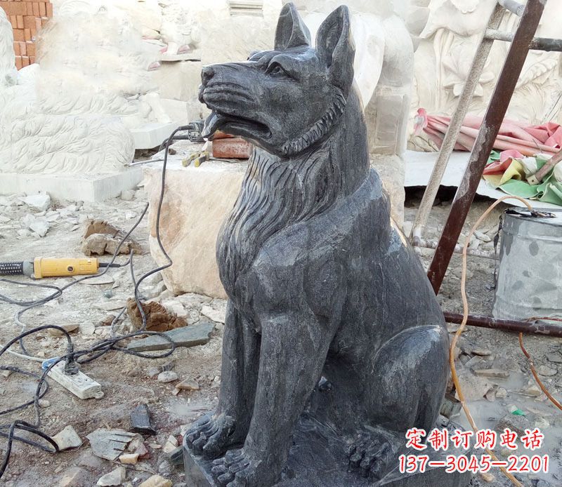 廊坊狗雕塑，以自然主题展现美丽艺术