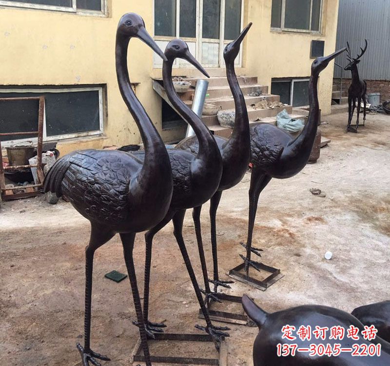 廊坊雕刻精致灵动的丹顶鹤铜雕