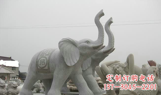 廊坊公园动物长鼻大象石雕