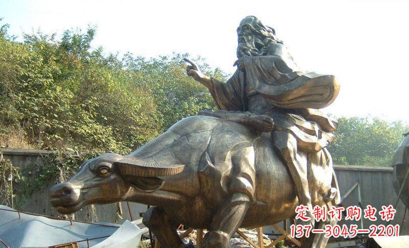 廊坊中领雕塑艺术精美大型老子骑牛景观雕塑