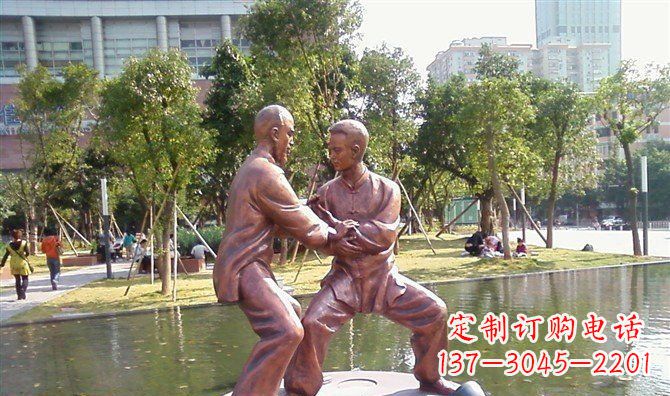 廊坊公园练太极拳的人物铜雕