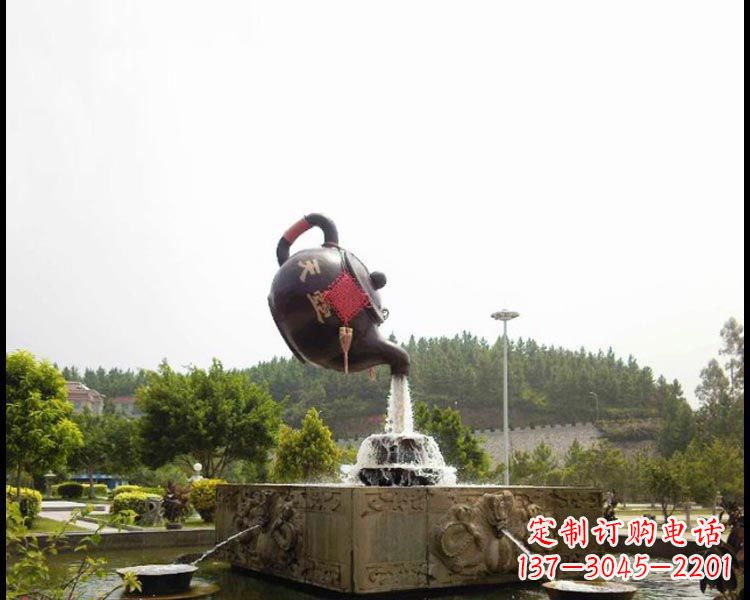 廊坊传统工艺茶壶铜雕