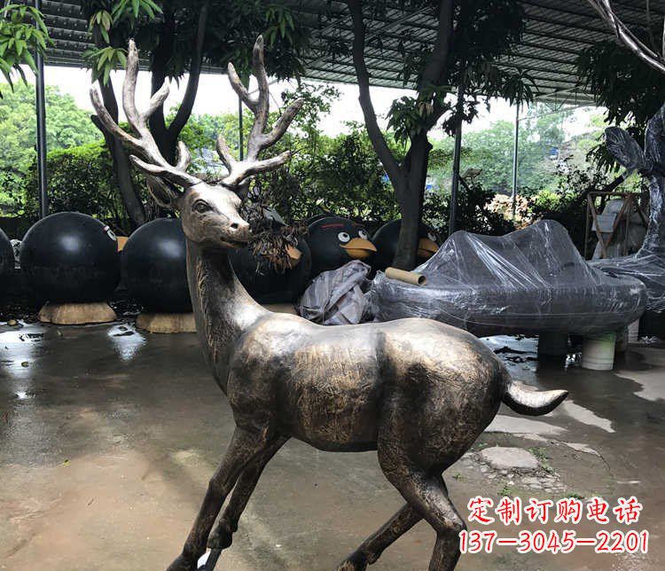 廊坊静谧的梅花鹿铜雕