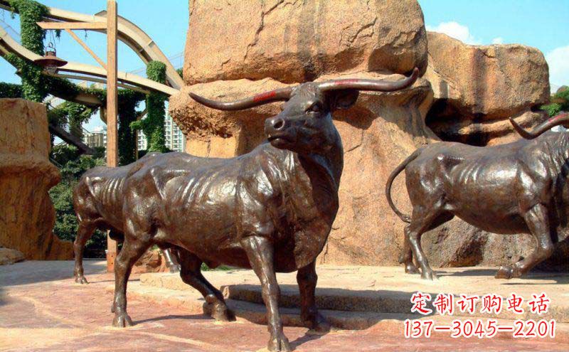 廊坊公园牛动物铜雕