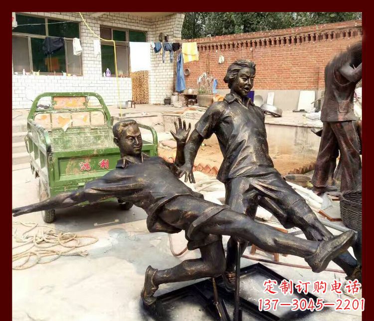 廊坊足球迷必备,象征性的足球雕塑
