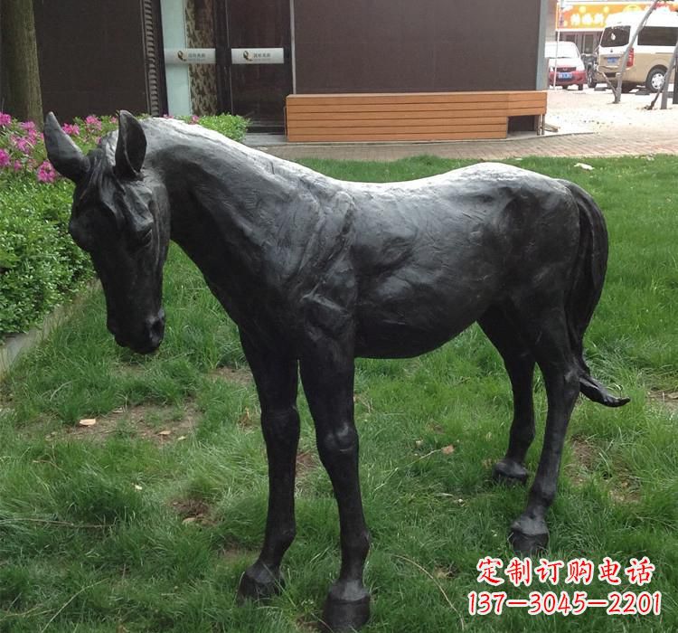 廊坊大型雕塑装置——马雕塑