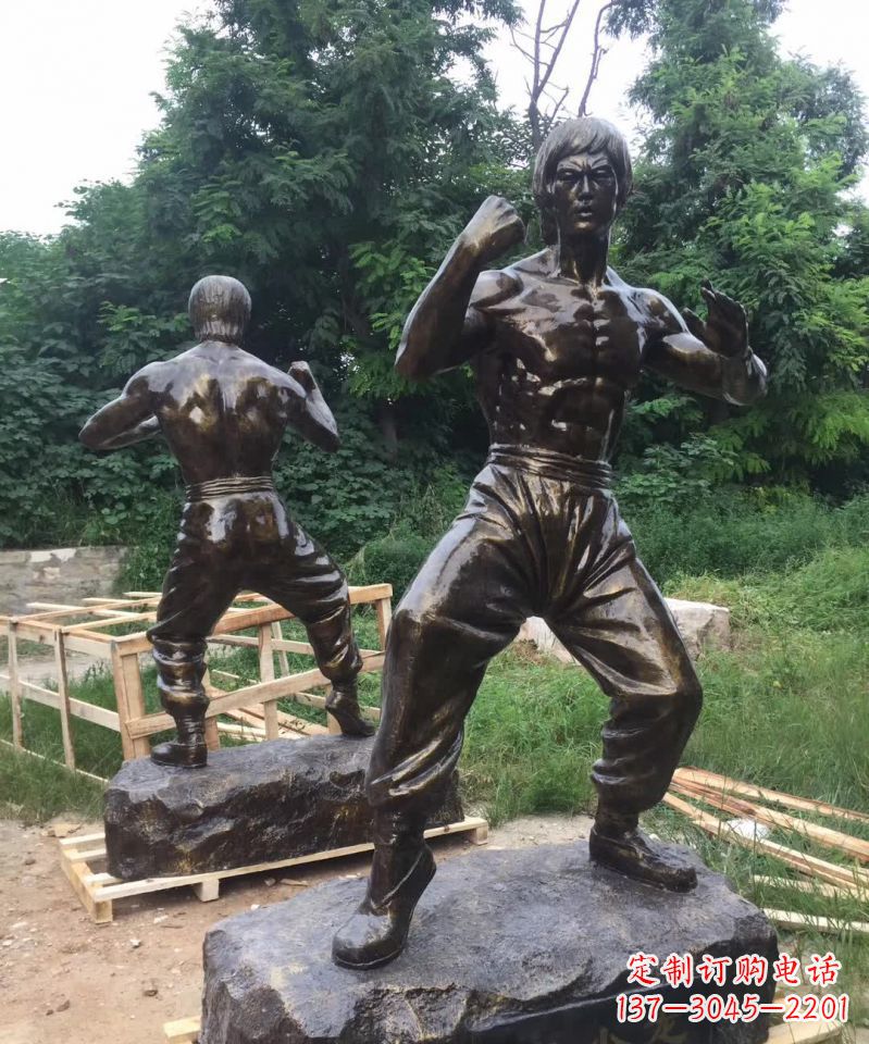 廊坊荣耀李小龙,经典之作——“功夫之王”铜雕塑