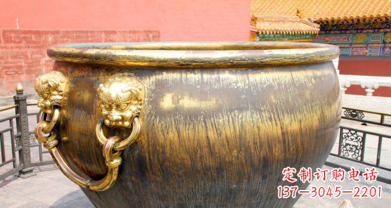 廊坊故宫圆形水缸铜雕,展现古典典雅之美