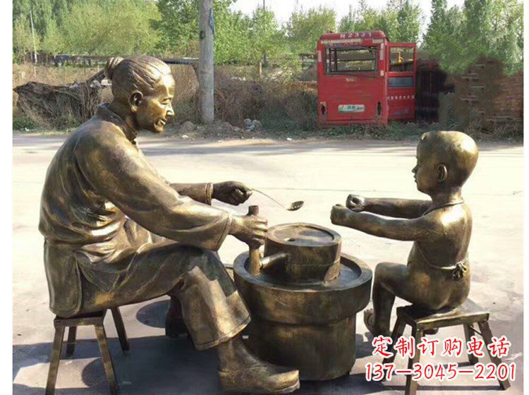 廊坊浓情母亲磨豆浆小品人物铜雕;