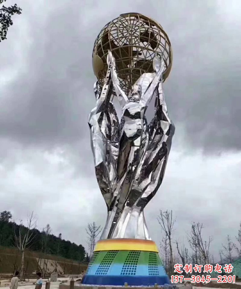 廊坊精致的不锈钢手托地球雕塑