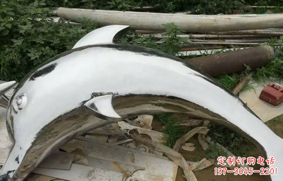 廊坊展现动感的不锈钢海豚雕塑