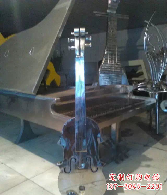 廊坊广场不锈钢吉他景观雕塑