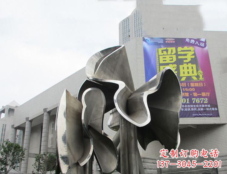 廊坊广场不锈钢弯曲荷叶景观雕塑