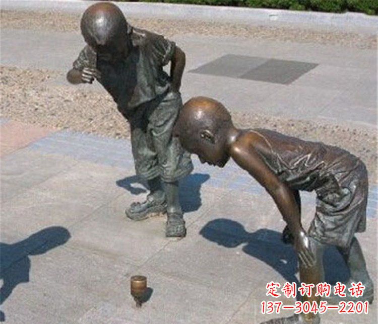 廊坊欣赏小男孩小品铜陀螺雕塑