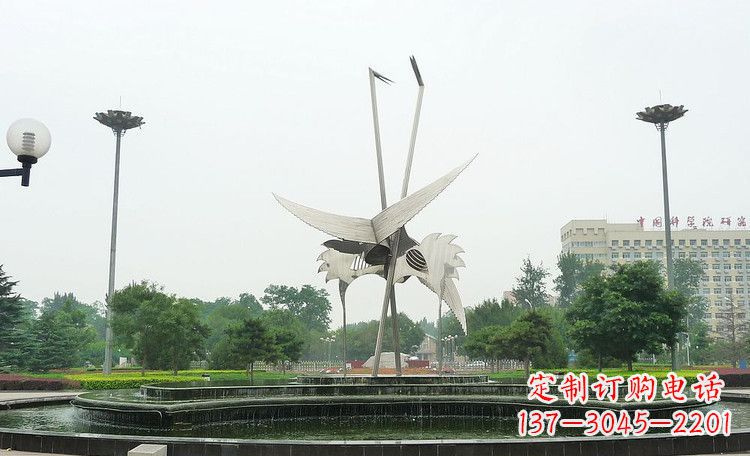 廊坊极致之美,仙鹤雕塑展示现代精致生活