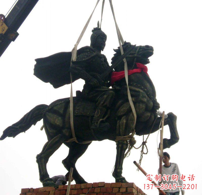 廊坊广场古代骑马的将军景观铜雕
