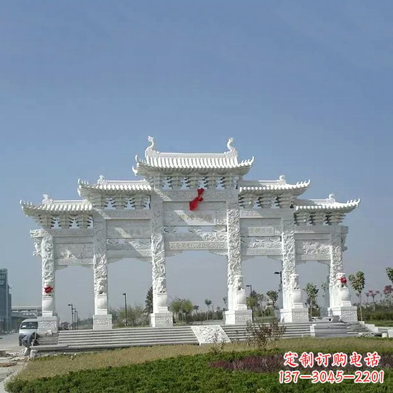 廊坊广场汉白玉五门石牌坊