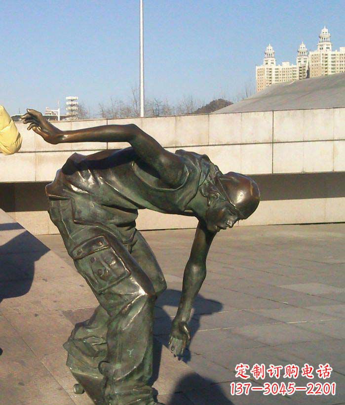 廊坊中领雕塑:青年景观铜雕