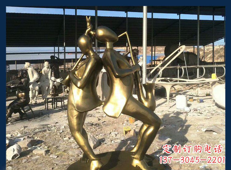廊坊中领雕塑:优雅萨克斯铜雕贴金吹管人物雕塑