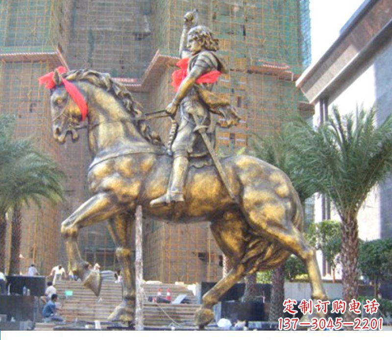 廊坊广场西方骑马战士纪念铜雕