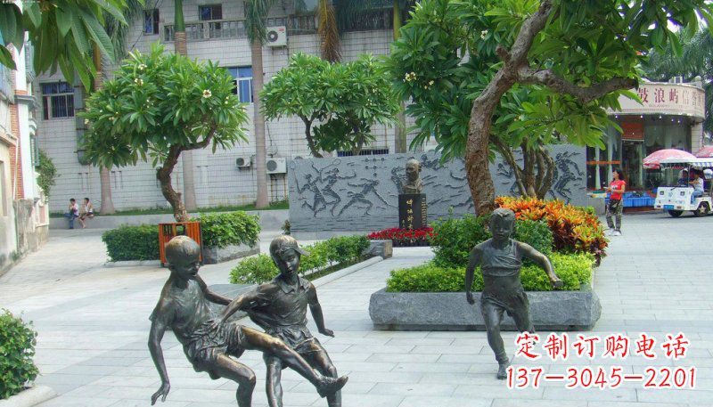 廊坊匠心细作,精致铜雕足球小孩