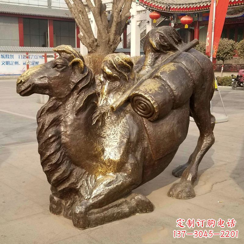 廊坊跪俯的骆驼铜雕,把动物的肃穆传递给您